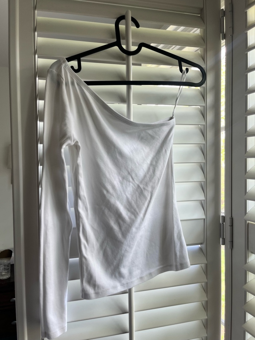 GAP White One-Shoulder Long Sleeve Top